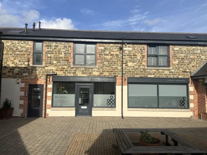 First Floor 4 Knights Yard, Gaol Street, Oakham LE15 6AQ