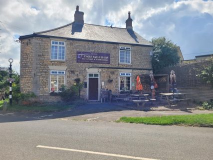 The Cross Swords Inn – The Square, Skillington, NG33 5HB