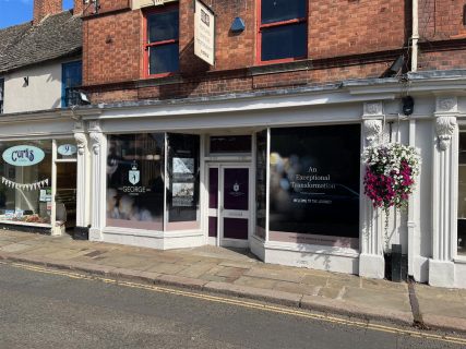 7 Market Place, Oakham LE15 6DT