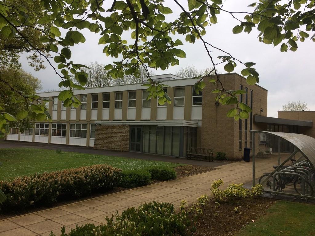 Casterton/Lyndon Suites, The King Centre, Oakham LE15 7WD