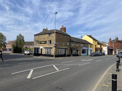 Commercial Investment, Oakham Town Centre LE15 6BH